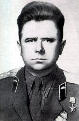 Леонов Михаил Иванович