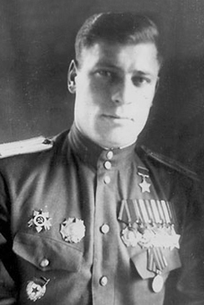 http://www.warheroes.ru/content/images/heroes/GSS_1941_1945_part_3/Andrianov_V_I.jpg