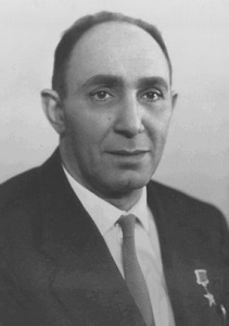 Юзбашев Лев Герасимович 