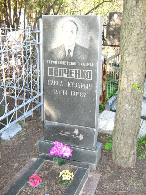В Днепропетровске на Сурско-Литовском кладбище