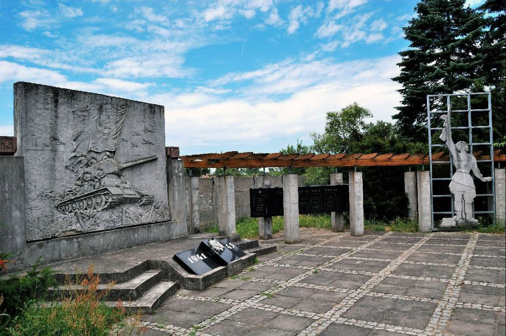 Воинское кладбище в городе Старгард-Щециньски (вид 2)