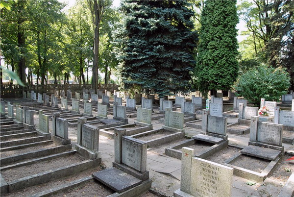 Воинское кладбище в городе Волув (общий вид)
