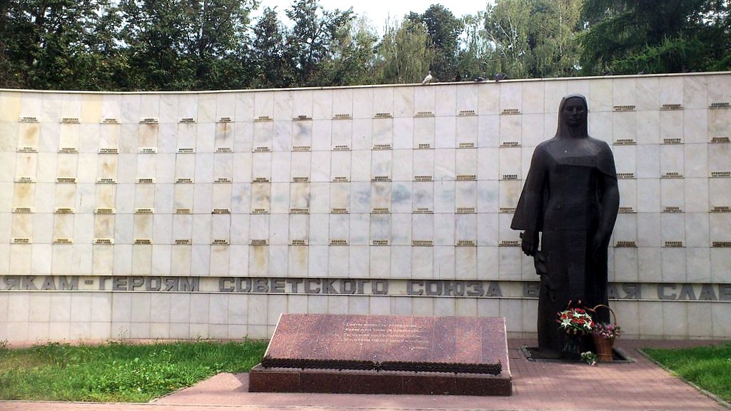 Монумент тулякам - Героям Советского Союза