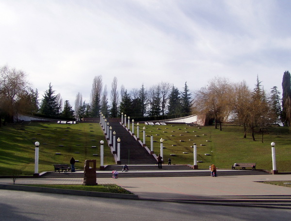 Мемориальный комплекс в городе Сочи (общий вид)