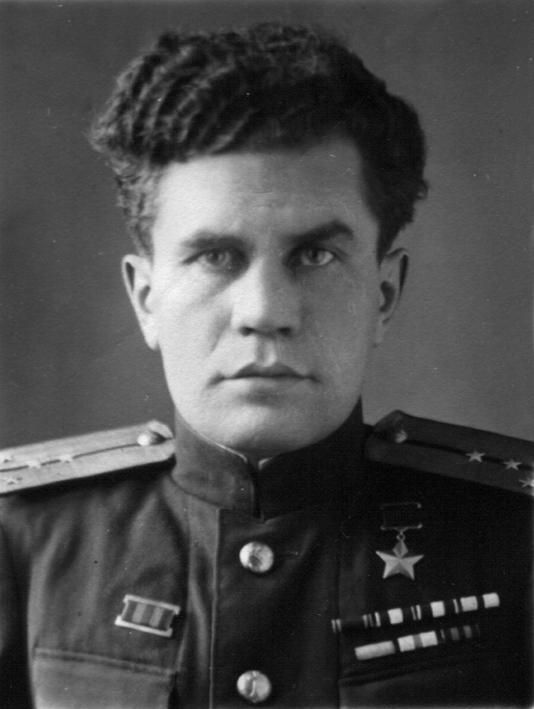 В.Н. Леонов, сентябрь 1945 года