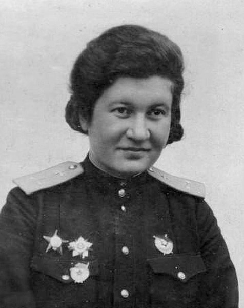 Р.Е.Аронова, 1944 год