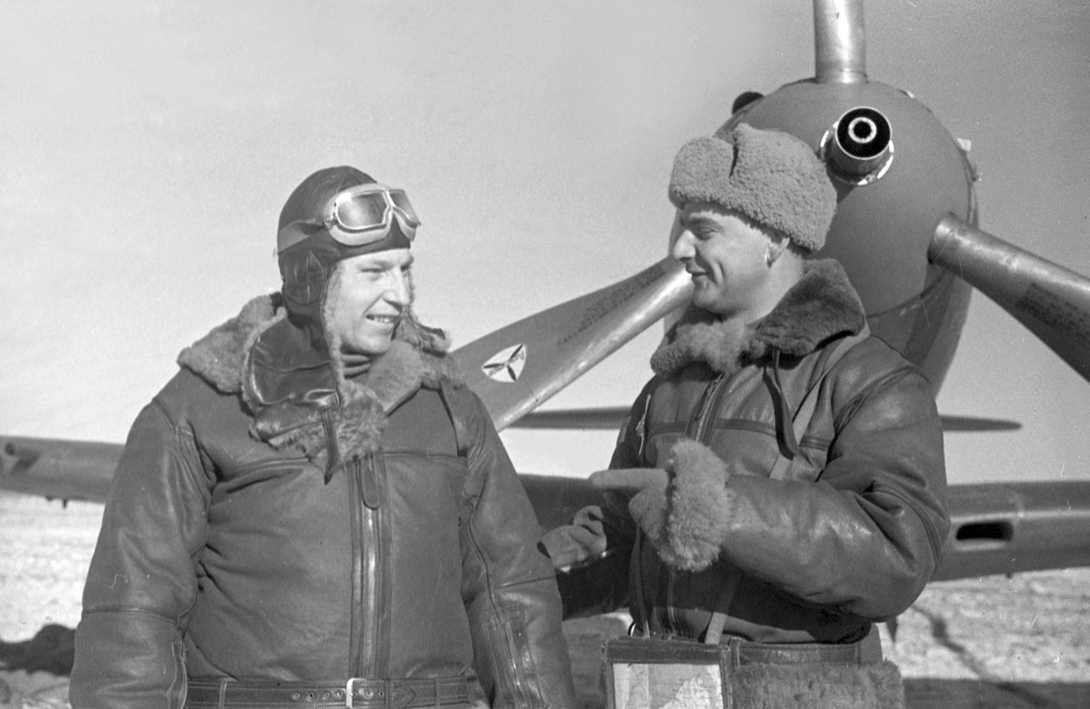 А.И. Покрышкин и Д.Б. Глинка, 1944 год