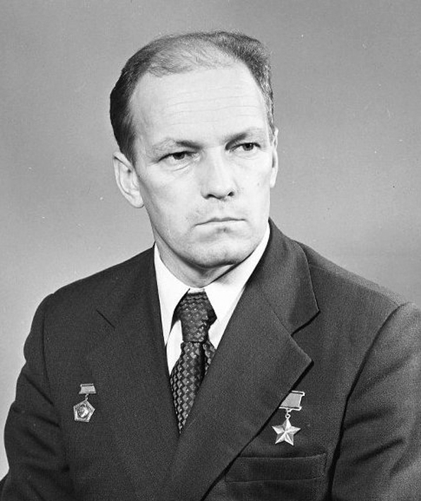 Н.Н. Рукавишников, 1974 год