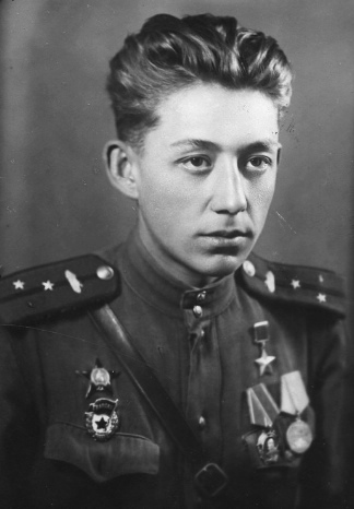 В.Н.Максаков, 1944-1945 годы