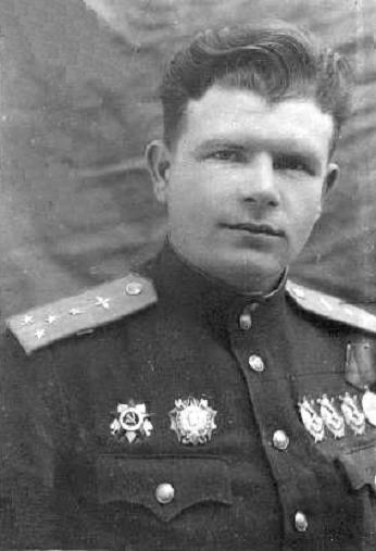 Капитан А.М.Кучумов. 1945 год.