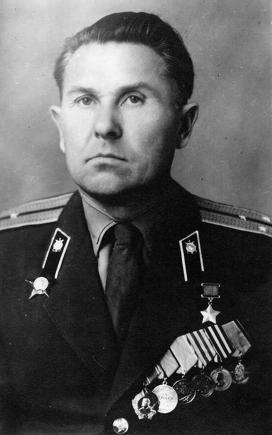 Старший лейтенант В.С.Кречетов