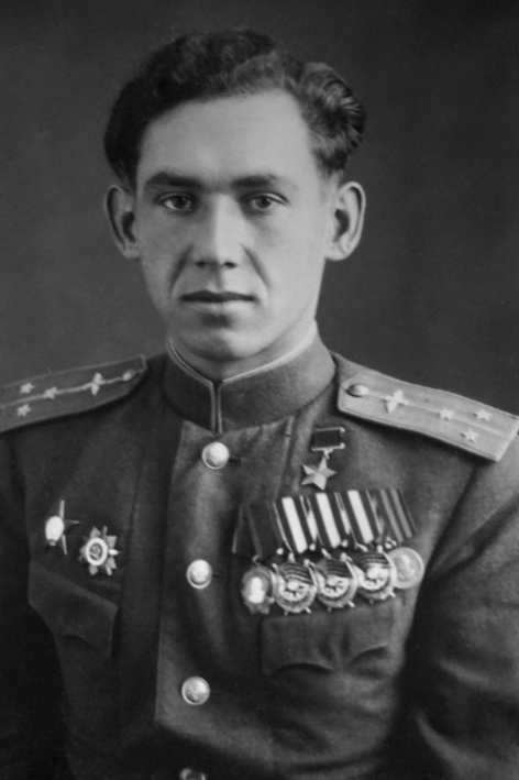 Н.Е. Оловянников, 1945 год