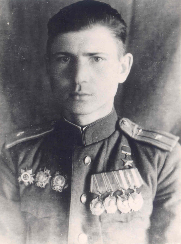 Глазунов Пётр Алексеевич.