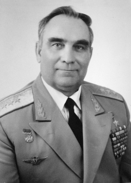 Г.У.Дольников, 1982 год