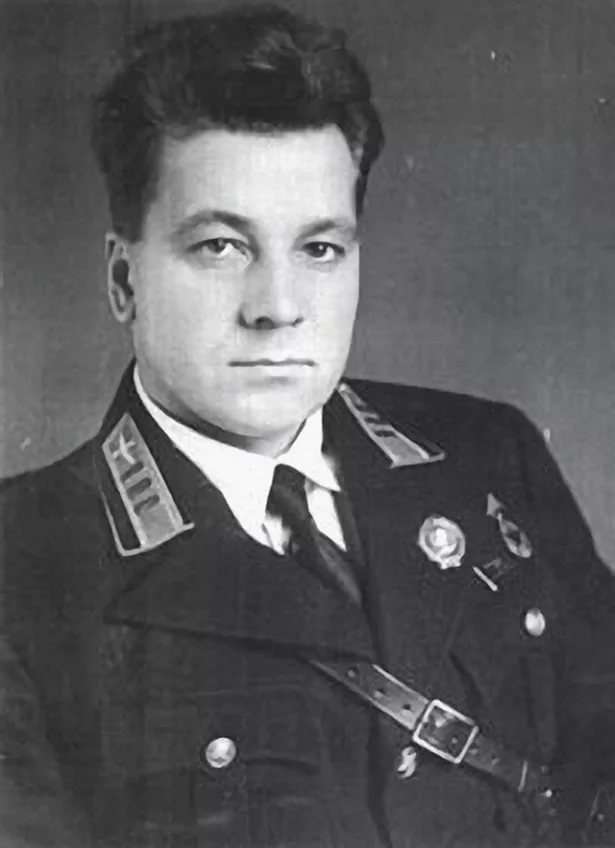 А.В.Ляпидевский
