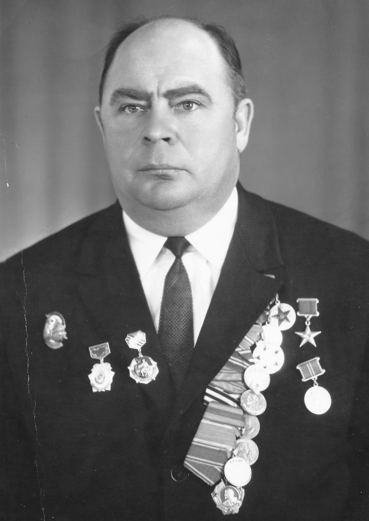 М.Е. Анников