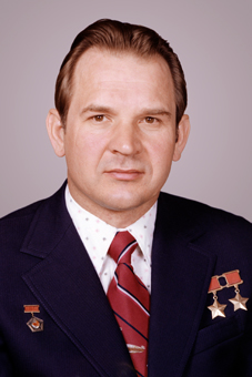 Кубасов Валерий  Николаевич