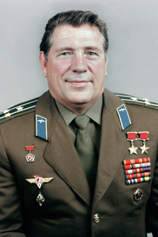 Ляхов Владимир Афанасьевич
