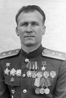 Андреев Андрей Матвеевич