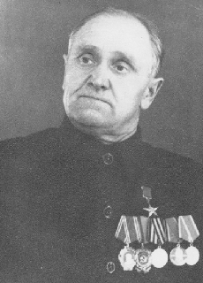 Антонов Пётр Захарович