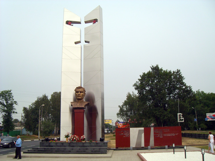 Памятник в Ярославле