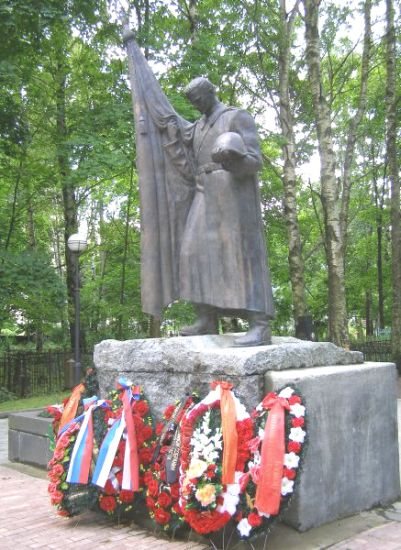 Монумент на братской могиле в г. Выборге