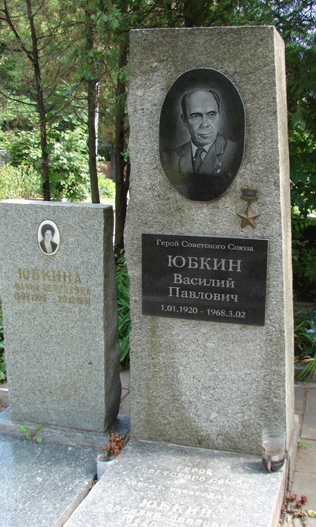 В Днепропетровске на Запорожском кладбище
