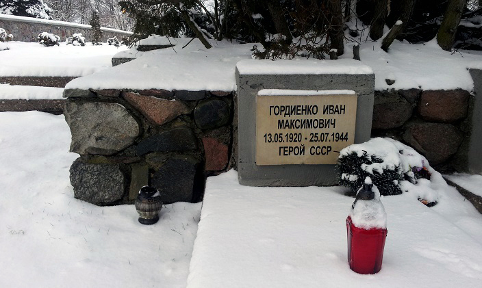 Воинское кладбище в городе Пултуск (вид 2)