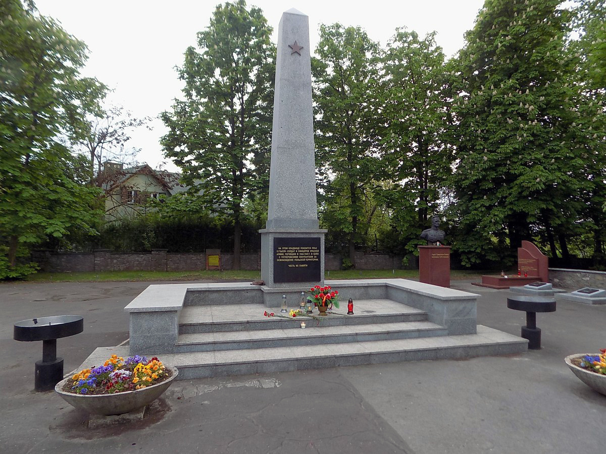 Воинское кладбище в городе Сандомир (общий вид)