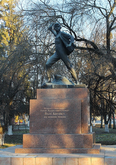 Памятник в Шепетовке