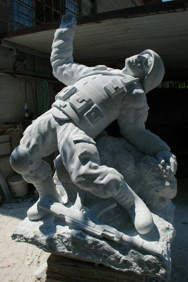 Памятник в Вальи-Сотто (2)