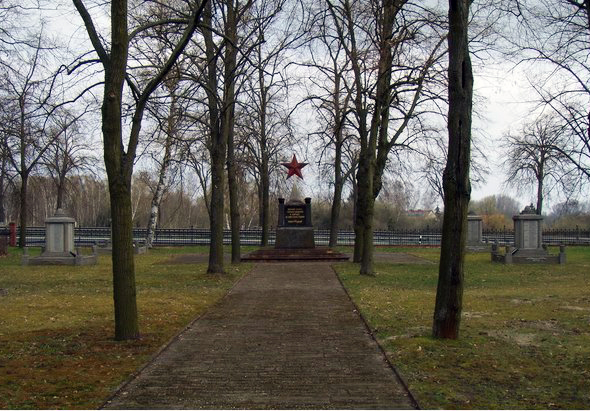 Воинское кладбище в Дальгове (общий вид)