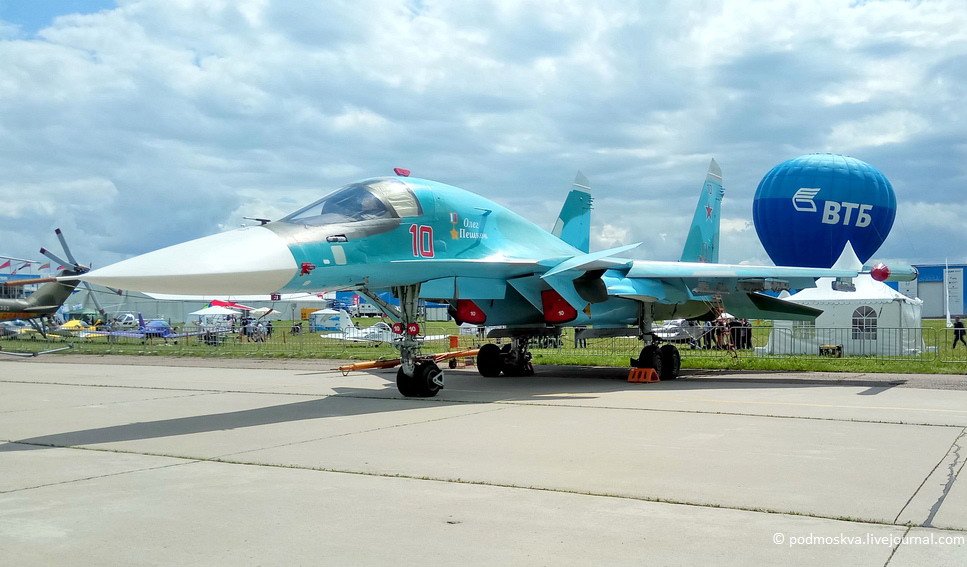 Самолёт Су-34М
