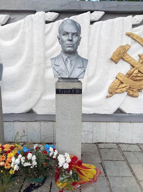 Бюст в городе Новоузенск