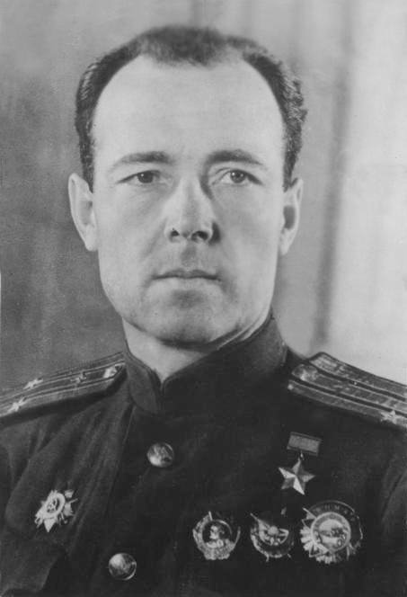 В.И.Артамонов, 1943 год