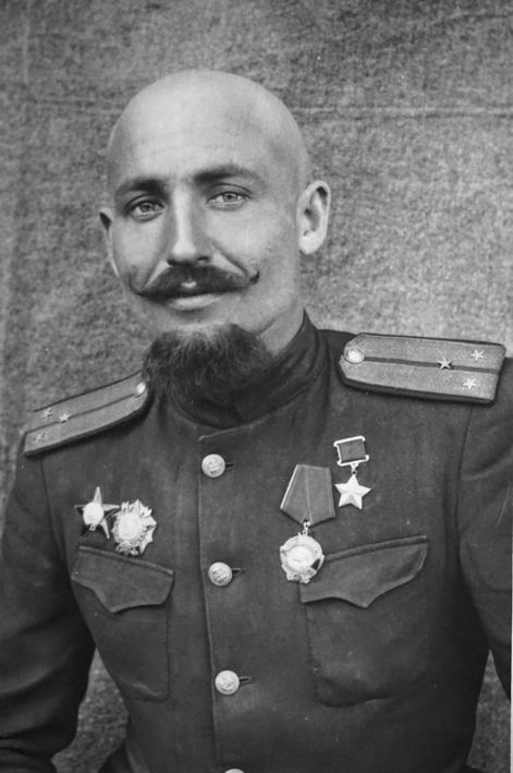 В.В.Поляков, 1945 год