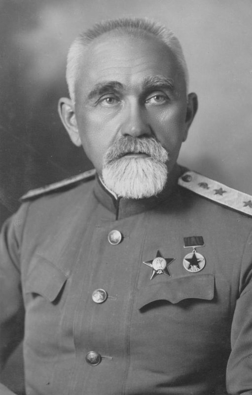 Е.Н. Павловский, 1943 год