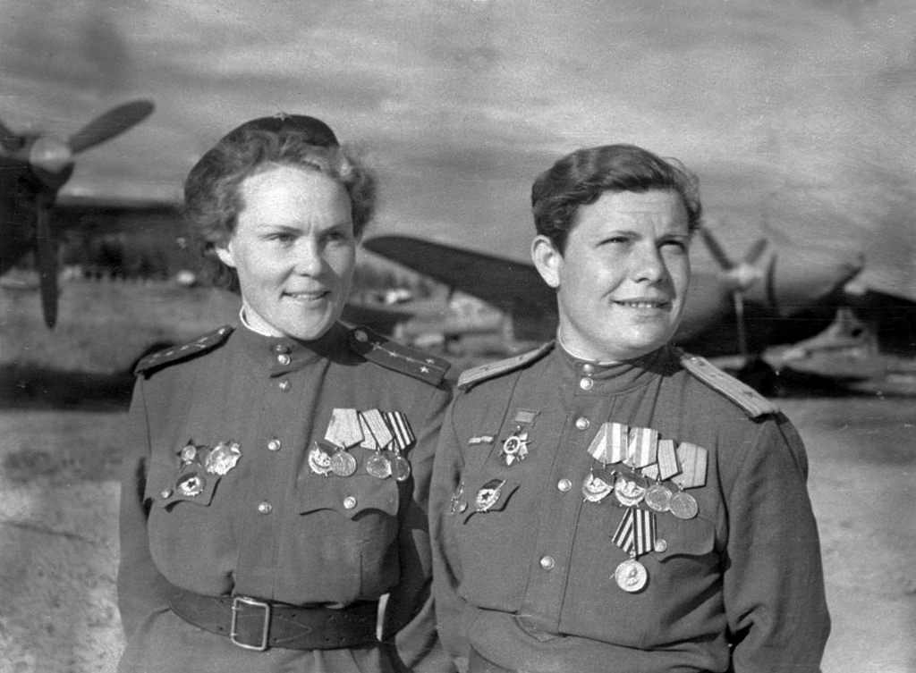 В.Ф.Кравченко и Н.Н.Федутенко, 1945 год