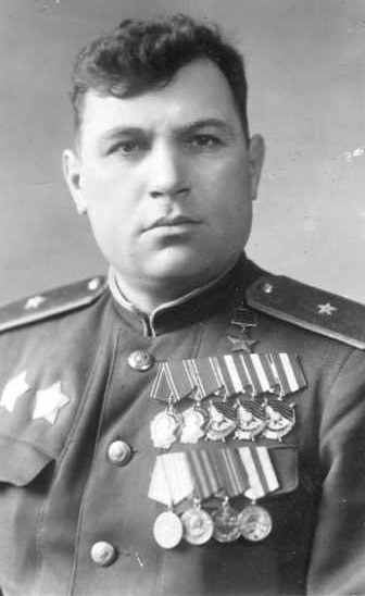 И.М.Дзусов, 1940-е годы