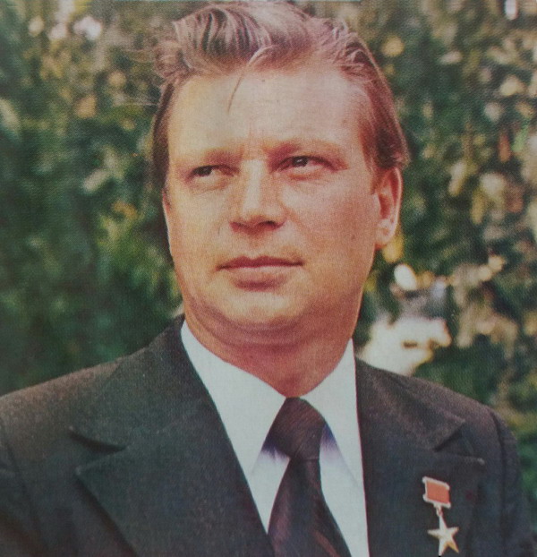 А. М. Шеховцов