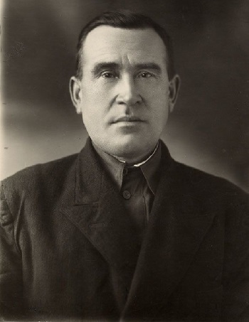 Е.К.Ушаков.
