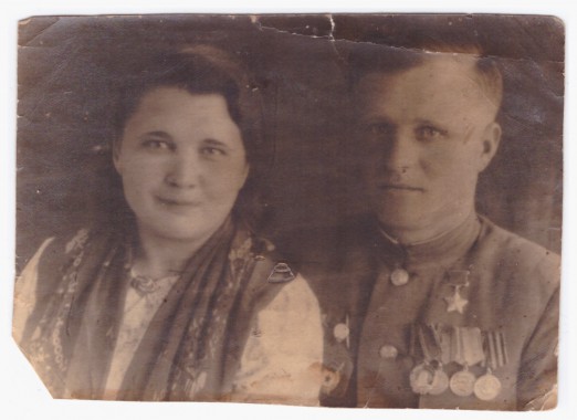 Г.В.Яровой с супругой