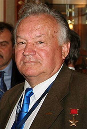 В. Е. Соколов