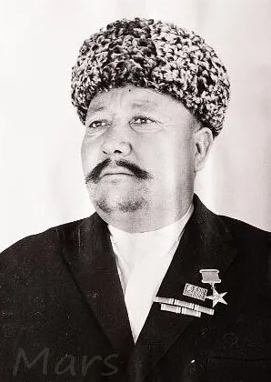 Э.Э. Искандеров