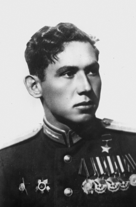 Н.Е. Оловянников, 1945 год