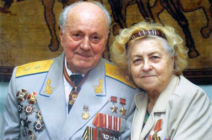 А.К. Недбайло с женой, начало 2000-х годов