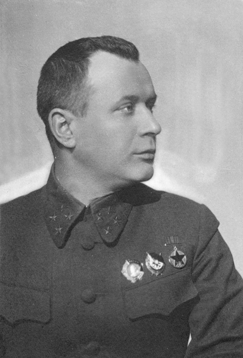 А.А. Новиков, 1942 год