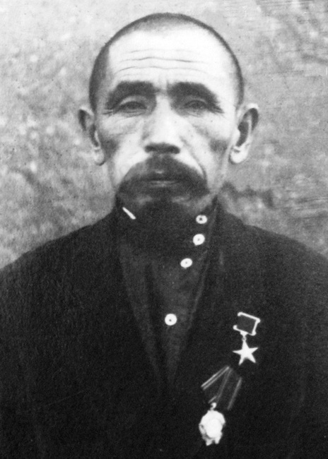Б. Сапиев