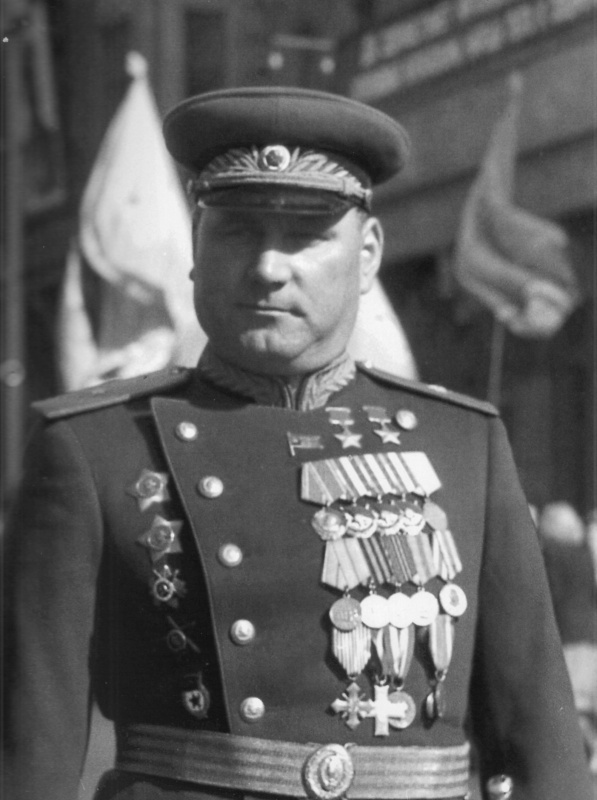 И.И. Якубовский на Параде Победы 1945 года. 