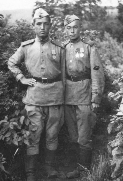 Р. Токатаев, 1945